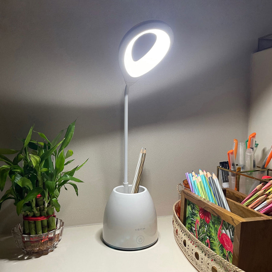 T2W Lamp with Wireless Charger